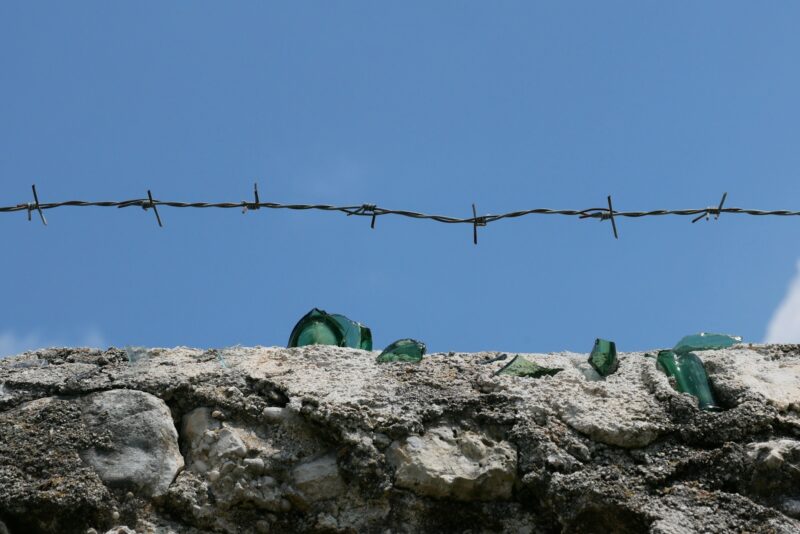 A Guide to Ballistic Barriers for Modern Security