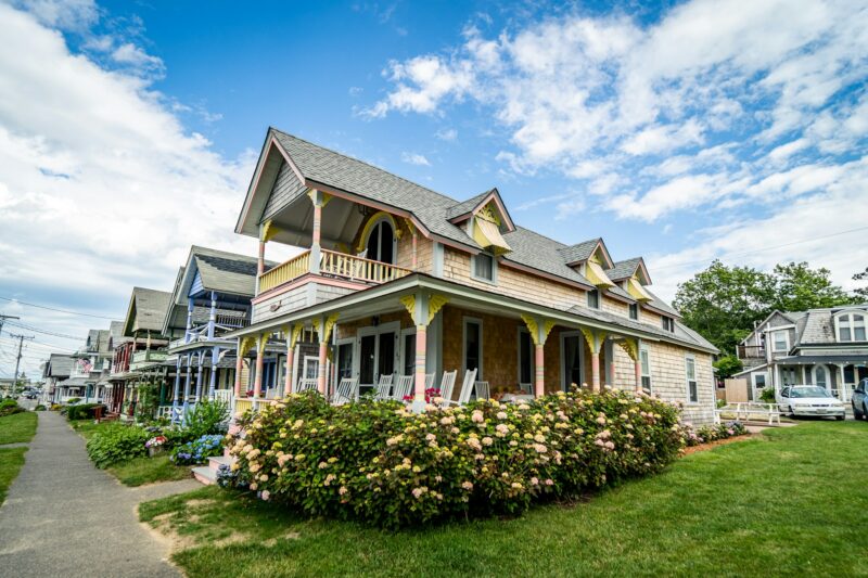 Your Complete Guide to Selecting the Perfect Exterior Paint